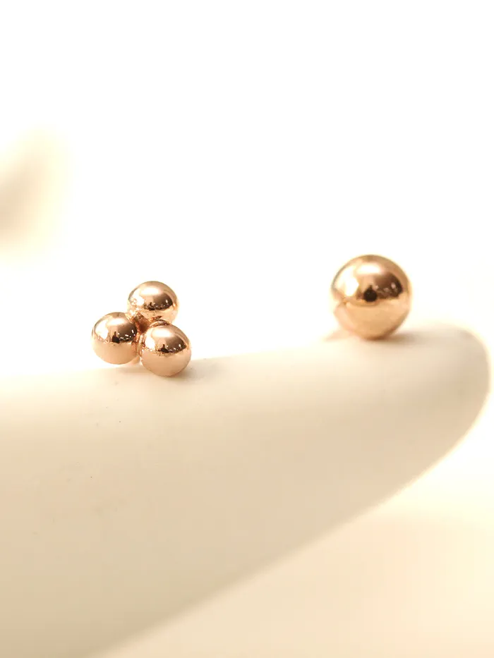 MinimalBijoux 14K Gold Triangle Ball Curve Piercing 20G PreStyled Sets