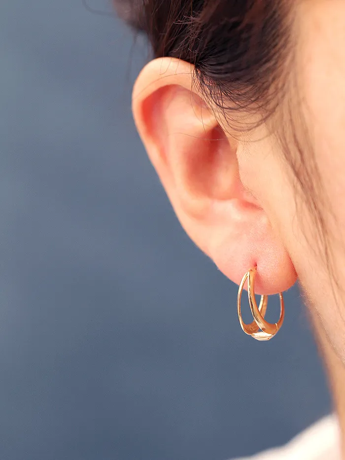 MinimalBijoux Earrings 14K Gold Bold 2 Line Hoop Earring