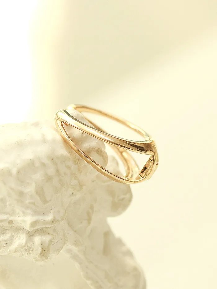 MinimalBijoux Earrings 14K Gold Bold 2 Line Hoop Earring