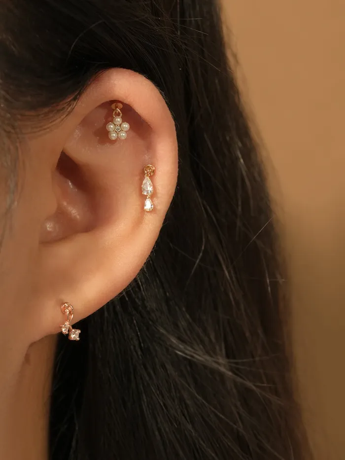 MinimalBijoux Earrings 14K Gold Double Cubic Tear Drop Internally Threaded Labret Piercing 20G18G16G