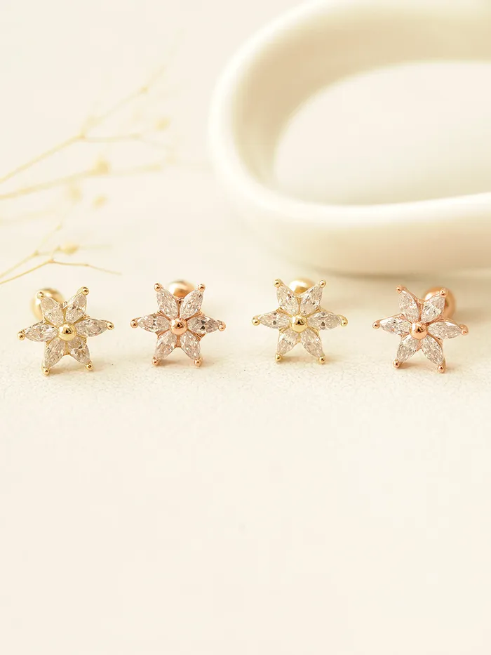 MinimalBijoux Earrings 14K Gold Snow Flower Cubic Cartilage Earring 20G