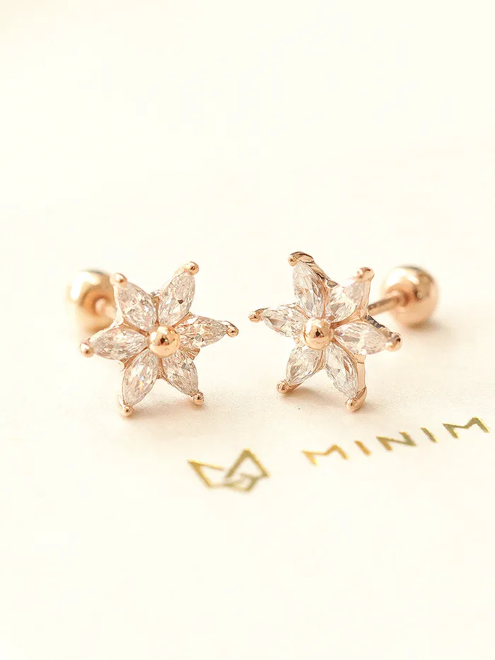 MinimalBijoux Earrings 14K Gold Snow Flower Cubic Cartilage Earring 20G
