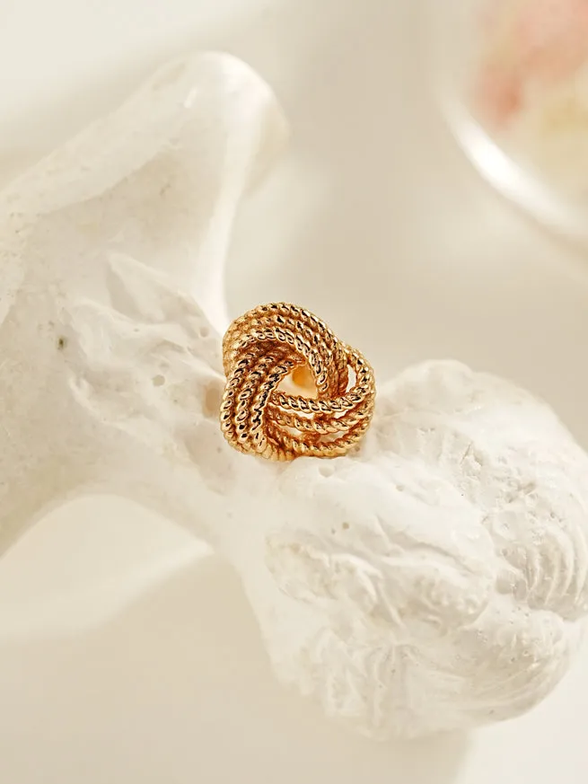 MinimalBijoux Earrings 14K Gold Soft Twist Cartilage Earring 18G