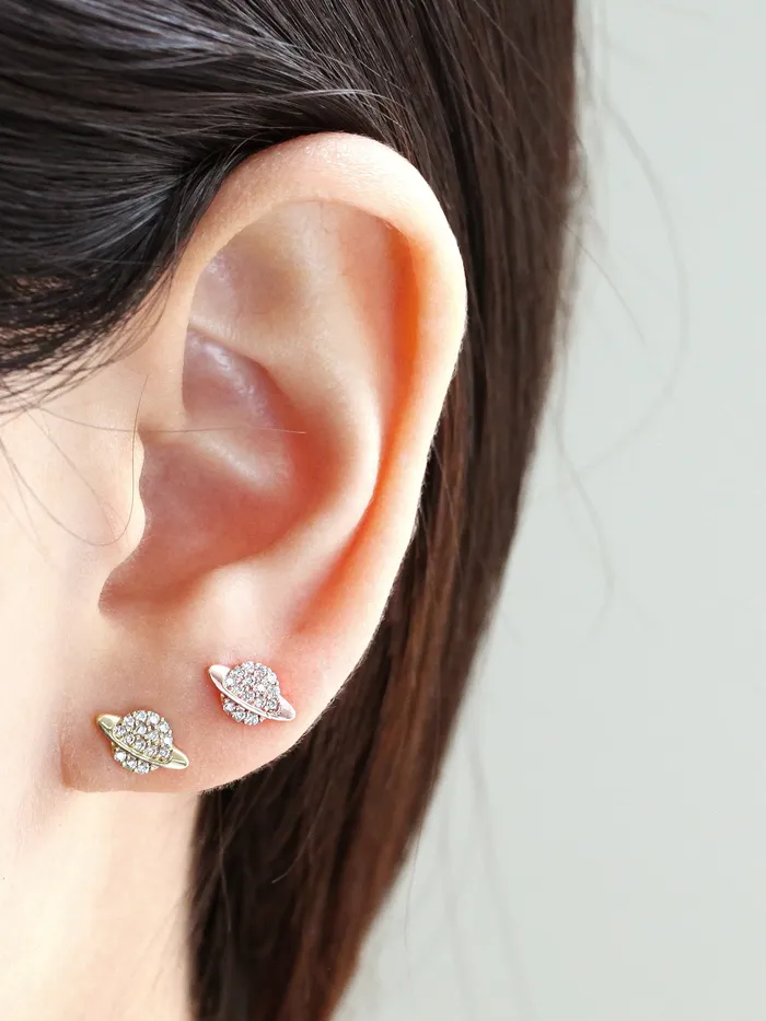 MinimalBijoux Earrings 14K Gold Spaceship Cartilage Earring 20G
