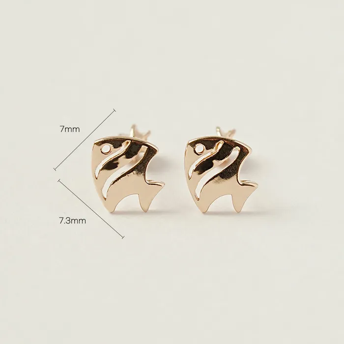 MinimalBijoux Earrings 14K Gold Tropical Fish Cartilage Earring 18G16G