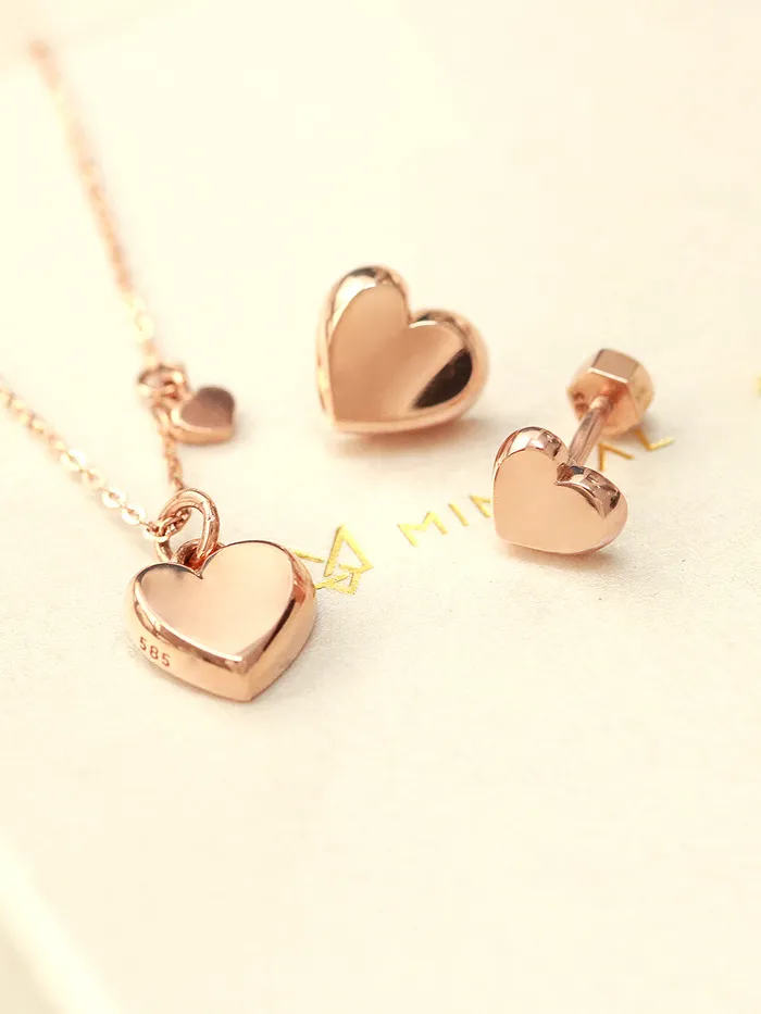 MinimalBijoux Earrings 14K Gold Volume Heart Cartilage Earring 18G