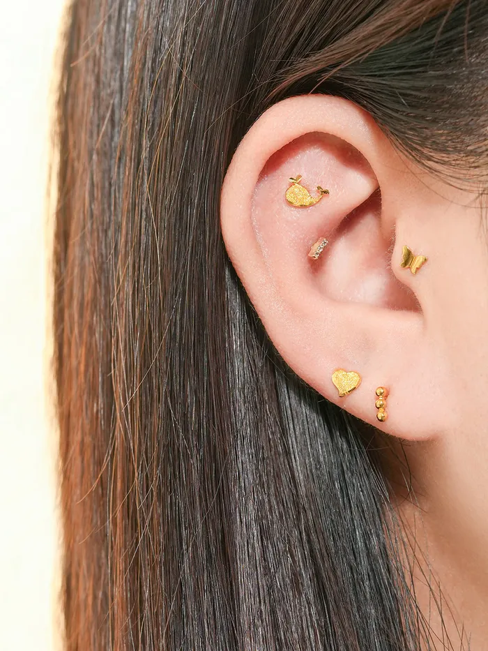 MinimalBijoux Earrings 24K Gold Baloon Heart Cartilage Earring 20G