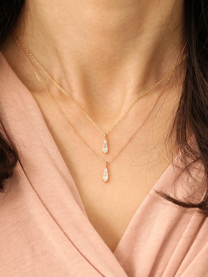 MinimalBijoux Necklaces 14K 18K Gold Tear Drop Cubic Necklace