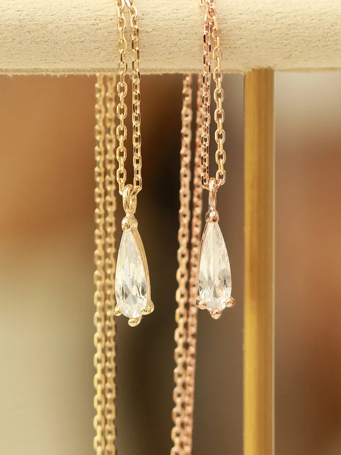 MinimalBijoux Necklaces 14K 18K Gold Tear Drop Cubic Necklace