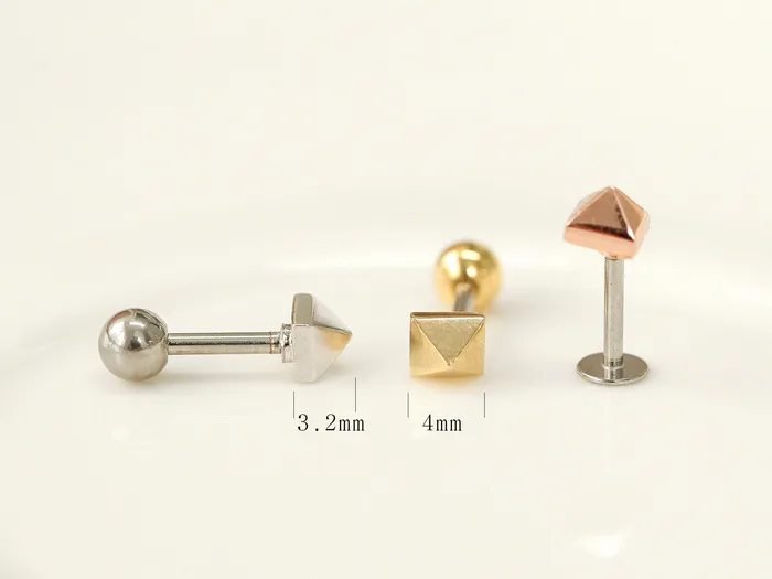 MinimalBijoux Pyramid Cartilage earring Earrings