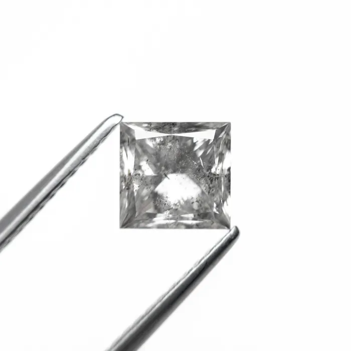 Misfit Diamonds Rings 158ct 610x595x485mm Princess Cut 2579202