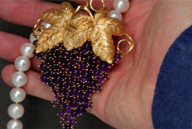 Moriartys Gem Art PreStyled Sets 14K Yellow Gold Amethyst Grape Vine Pendant Moriartys Gem Art PreStyled Sets 14K Yellow Gold Amethyst Grape Vine Pendant