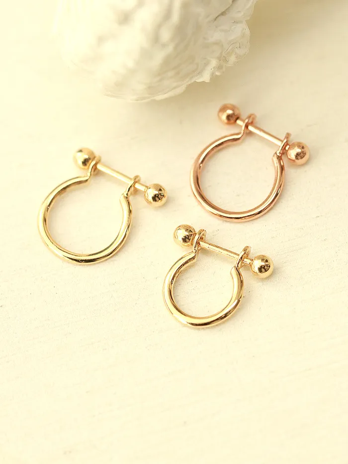 Rings MinimalBijoux 14K Gold Simple CType Conch Piercing