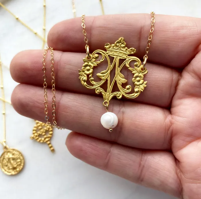 Auspice Maria Pearl TheLittleCatholic Earrings