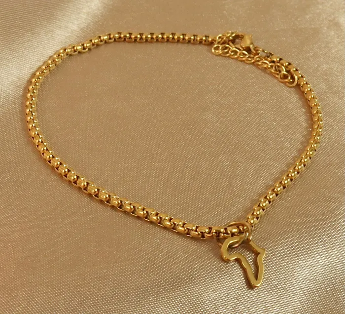 Fanta Africa Outline 18ct gold plated on stainless steel Anklet Omolola Jewellery Bracelets