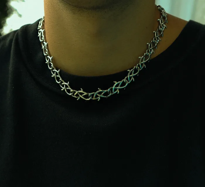 Fashion Jewelry by Yordy Necklaces Silver Barbwire Chain