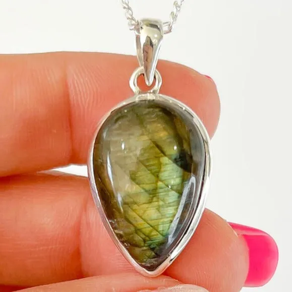 Magic Crystals Necklaces Labradorite Sterling 925 Silver Necklace