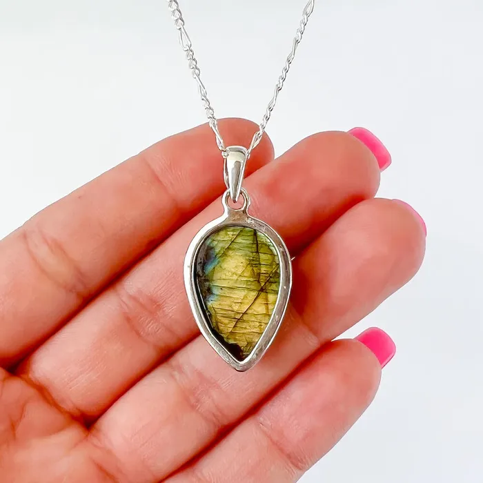 Magic Crystals Necklaces Labradorite Sterling 925 Silver Necklace