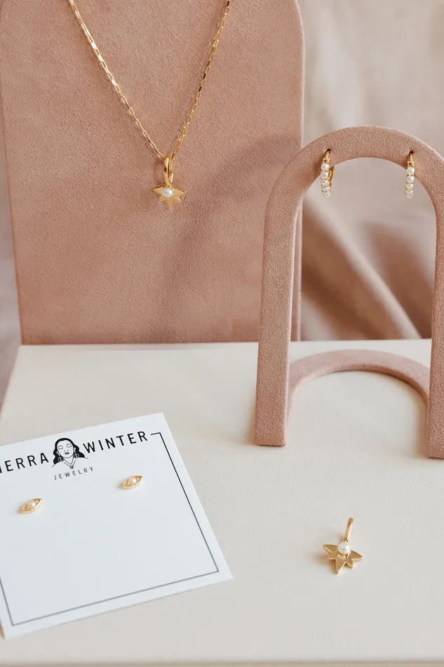 Necklaces Starlight Pendant Pearl Sierra Winter Jewelry