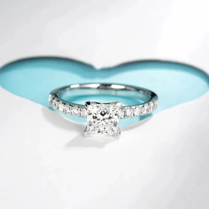 Princess Cut White Gold Moissanite Engagement Ring 1CT Luxus Moissanite Rings