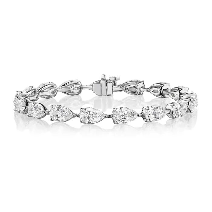 SG Fine Bracelets Pear Shaped Diamond Bracelet