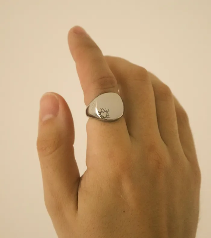 Torn Heart Signet Ring Fashion Jewelry by Yordy Rings Torn Heart Signet Ring Fashion Jewelry by Yordy Rings