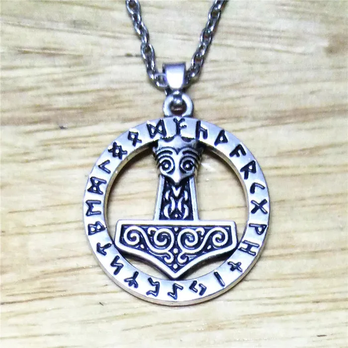 Valhalla Vikings Necklaces Thor Hammer Necklace Runes Circle Silver