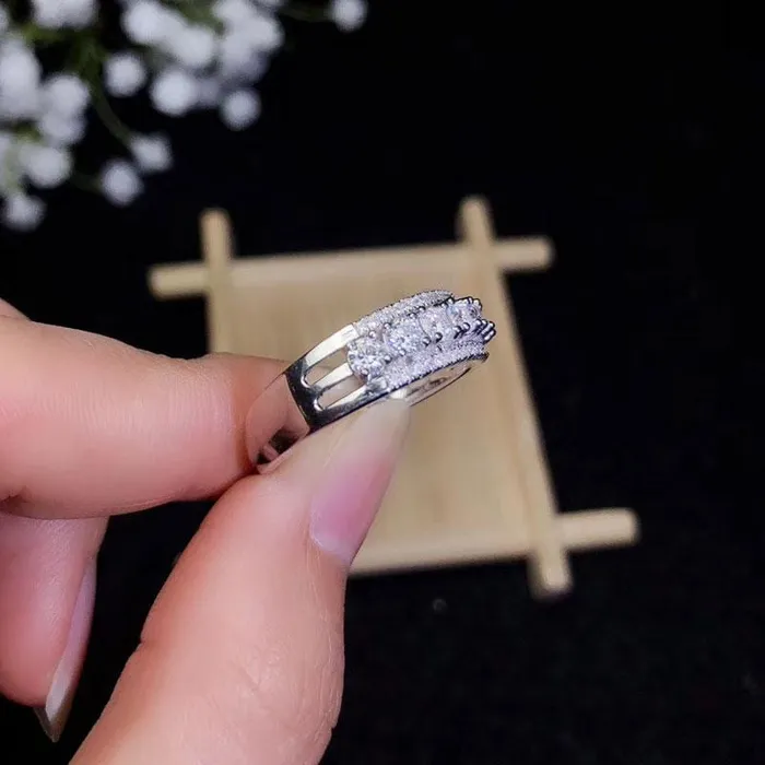 White Gold Plated Silver 7 Stone Moissanite Anniversary Ring for Her 077ct Luxus Moissanite Rings Jewelry Rings